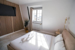 Typical Parisian Studio in Le Marais